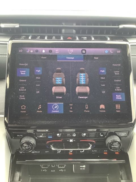 Certified 2023 Jeep Grand Cherokee Overland w/ Luxury Tech Group IV AWD/4WD image 27