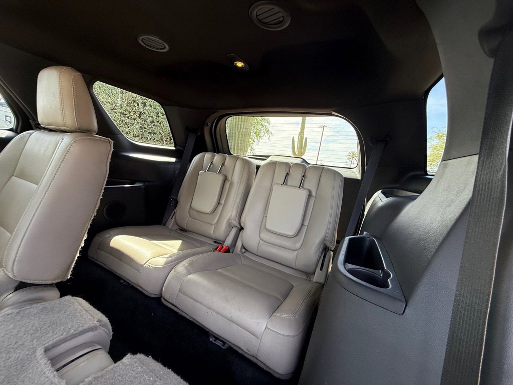 Used 2014 Ford Explorer XLT w/ Equipment Group 202A FWD image 14
