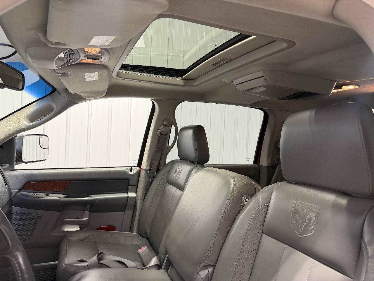 Used 2006 Dodge Ram 3500 Truck Laramie w/ Protection Group AWD/4WD image 22