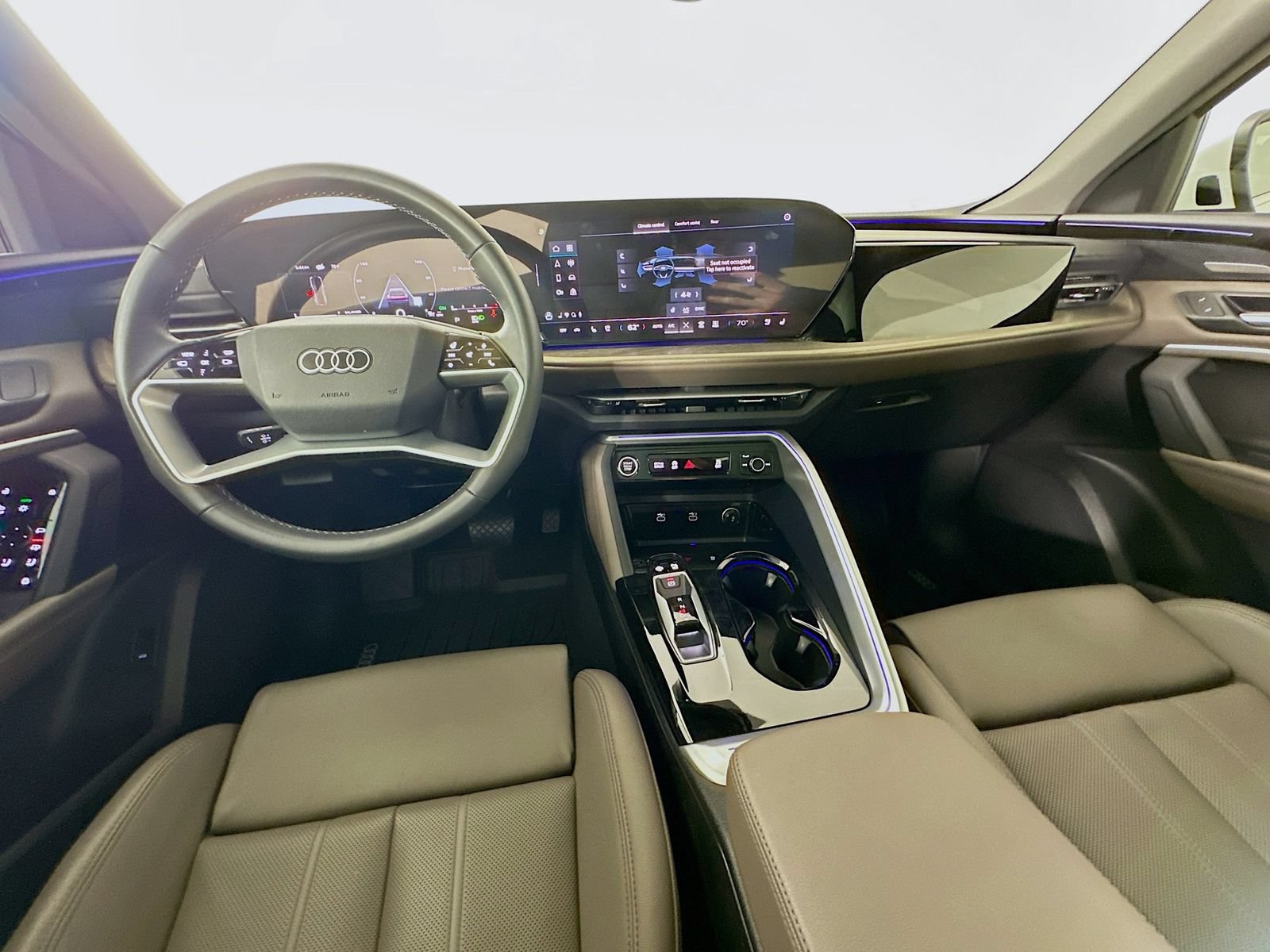 Used 2025 Audi Q5 Premium Plus w/ Premium Plus AWD/4WD image 13