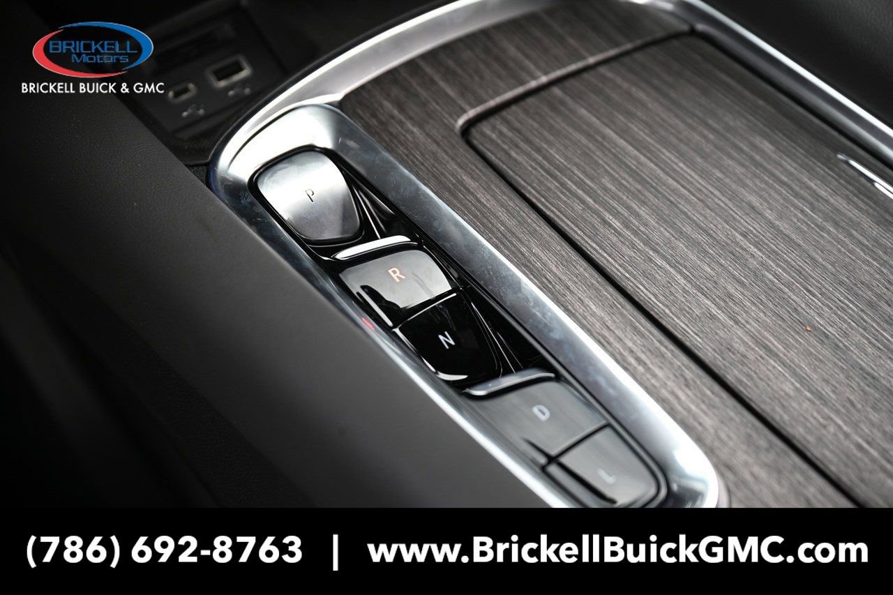 New 2024 Buick Enclave Avenir image 39