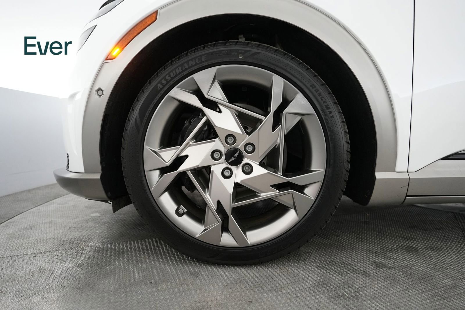 Used 2024 Genesis GV60 Performance AWD/4WD image 19