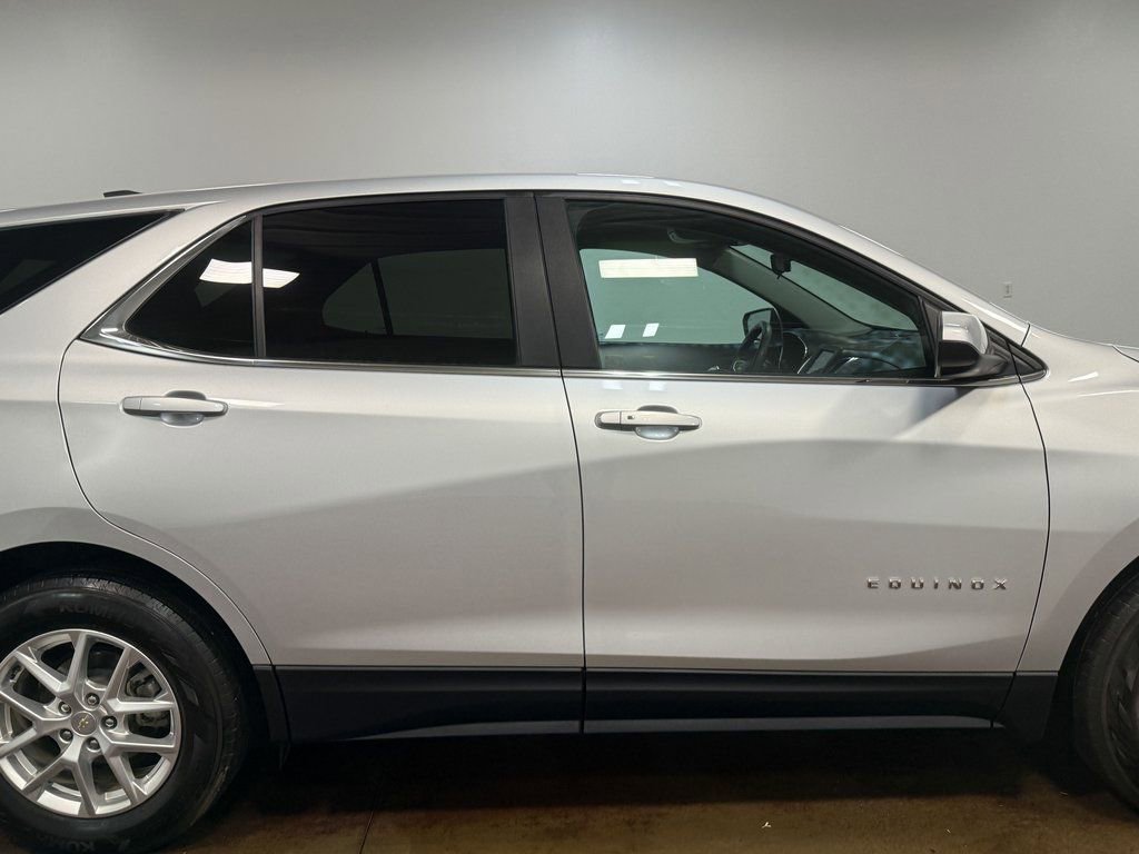 Used 2022 Chevrolet Equinox LT image 32