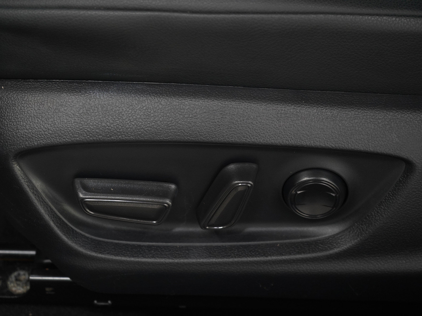 Used 2024 Toyota Camry SE FWD image 21