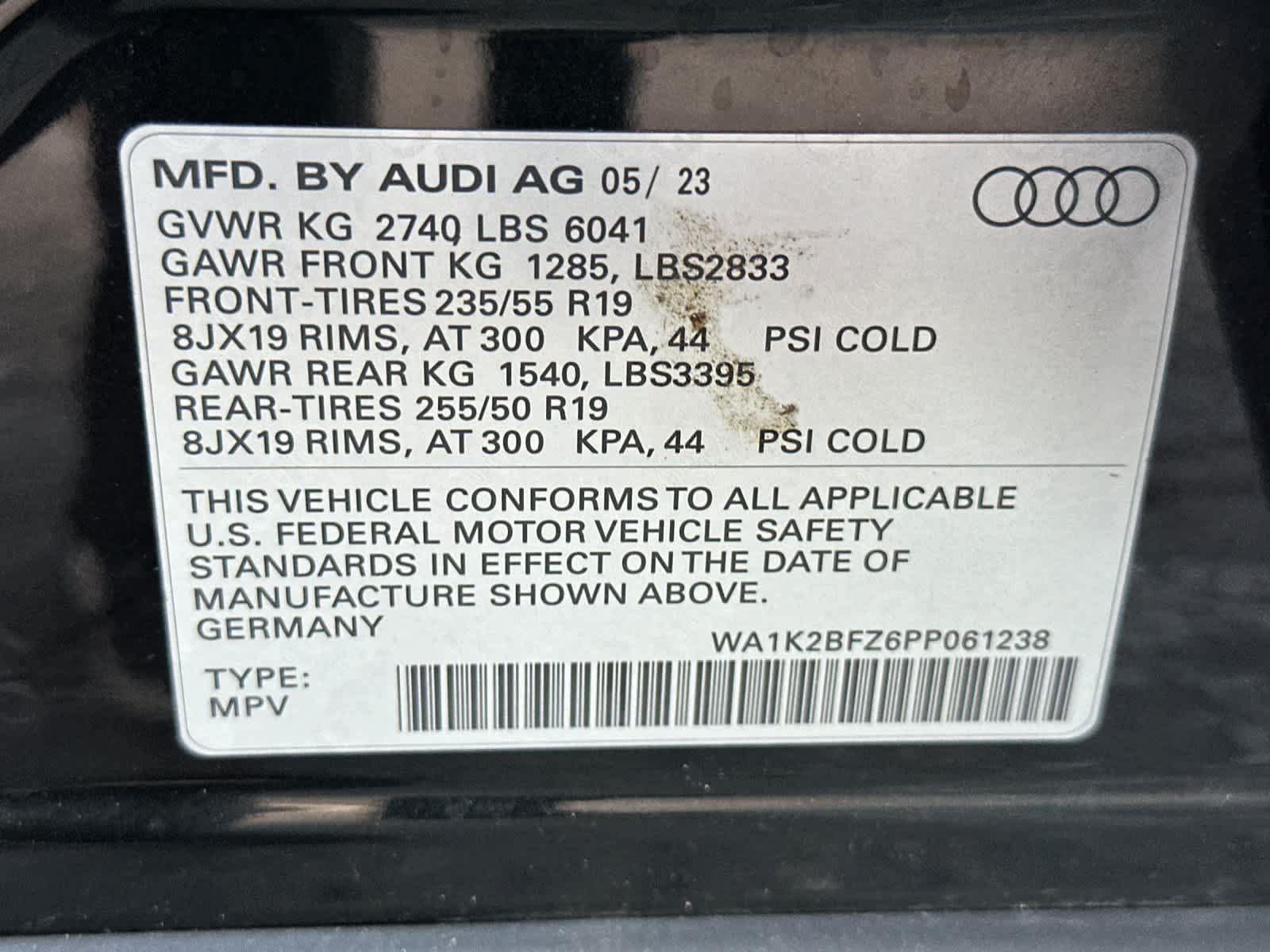 Used 2023 Audi Q4 e-tron Premium w/ Convenience Package AWD/4WD image 29