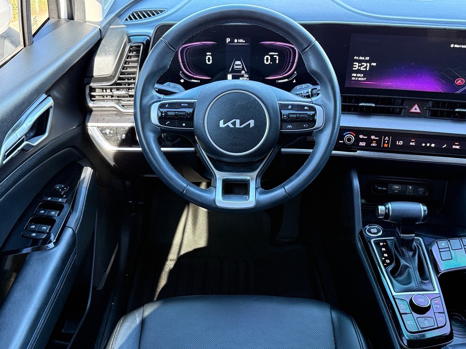 Used 2024 Kia Sportage EX FWD image 17