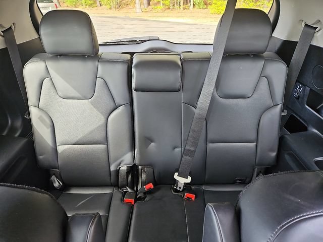 Used 2025 Kia Telluride S FWD image 13