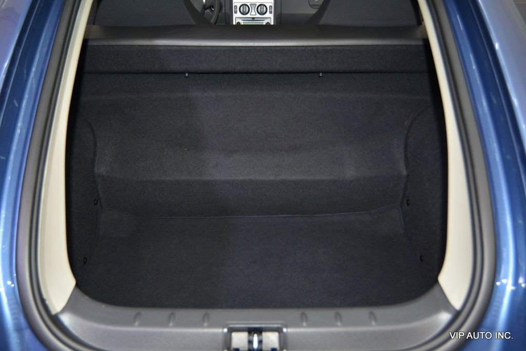 Used 2005 Chrysler Crossfire Limited image 18