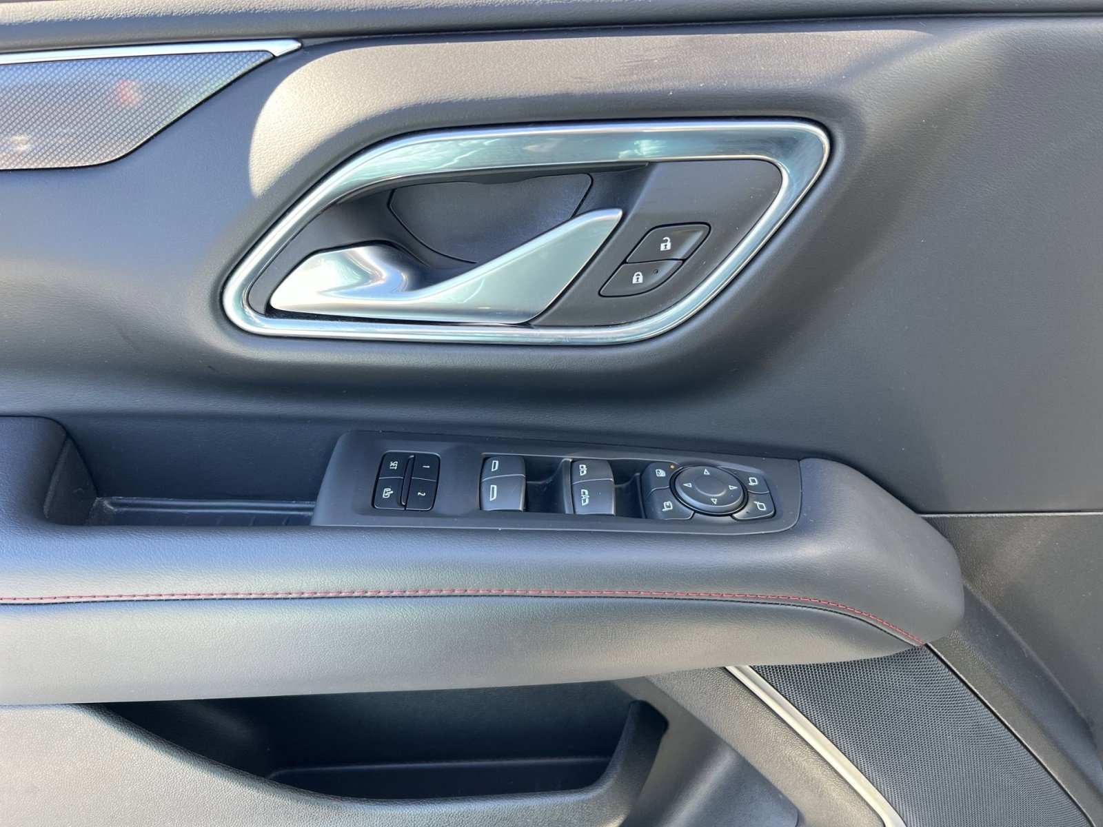 Used 2023 Chevrolet Tahoe RST w/ Luxury Package image 15