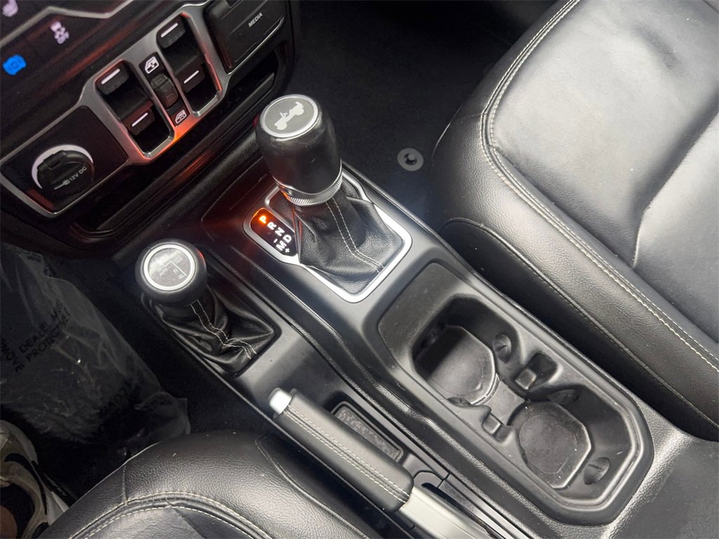 Used 2021 Jeep Wrangler Unlimited Sahara w/ Cold Weather Group image 69