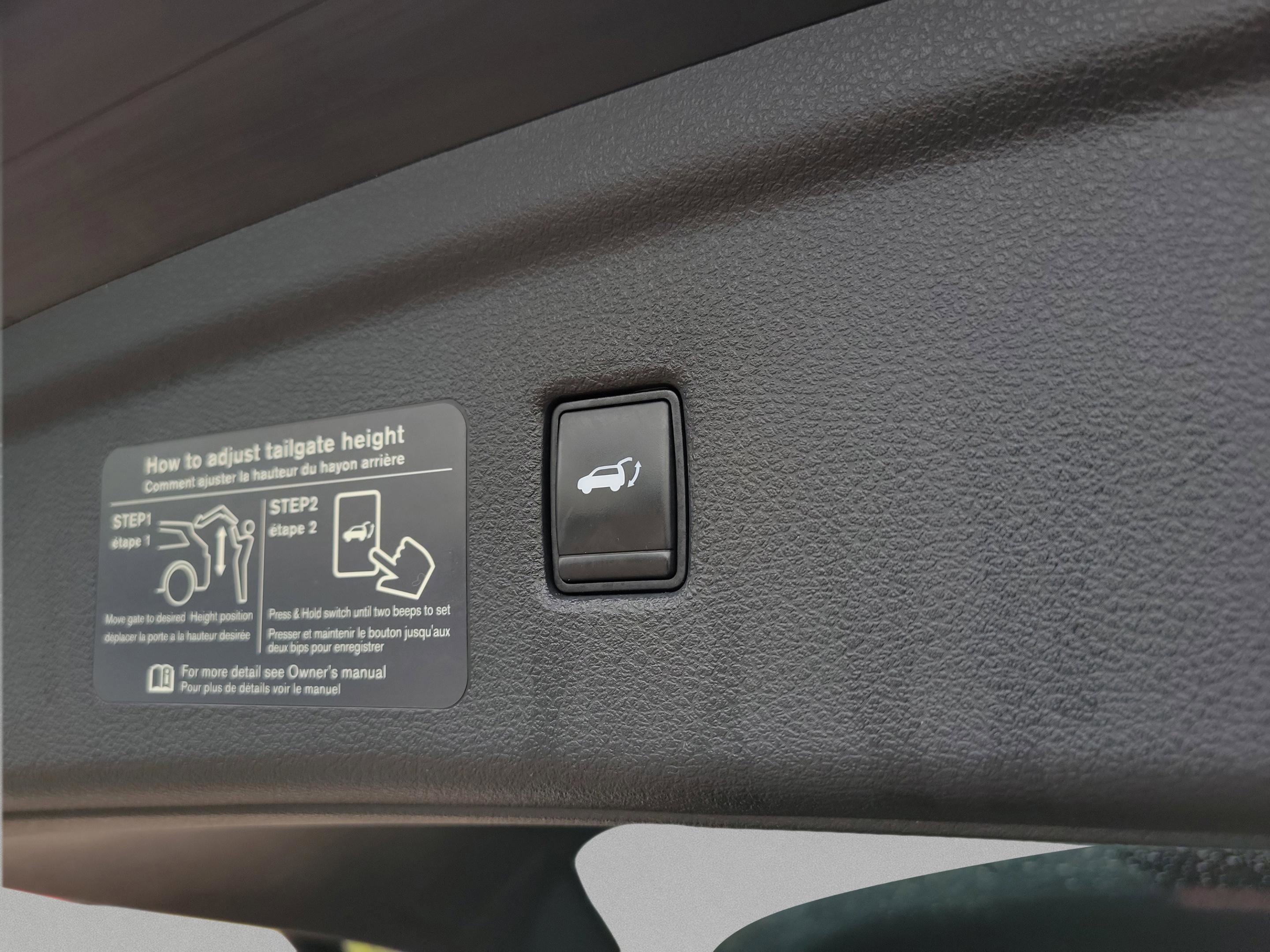 Used 2019 INFINITI QX50 Luxe w/ Cargo Package image 25