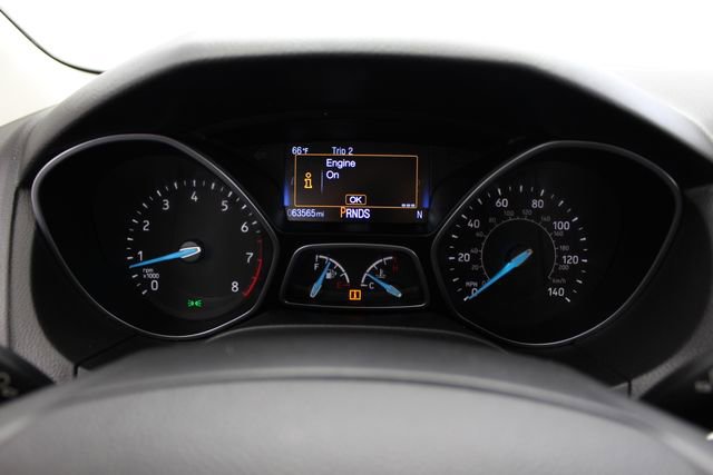 Used 2018 Ford Focus Titanium w/ Titanium Technology Package FWD image 18