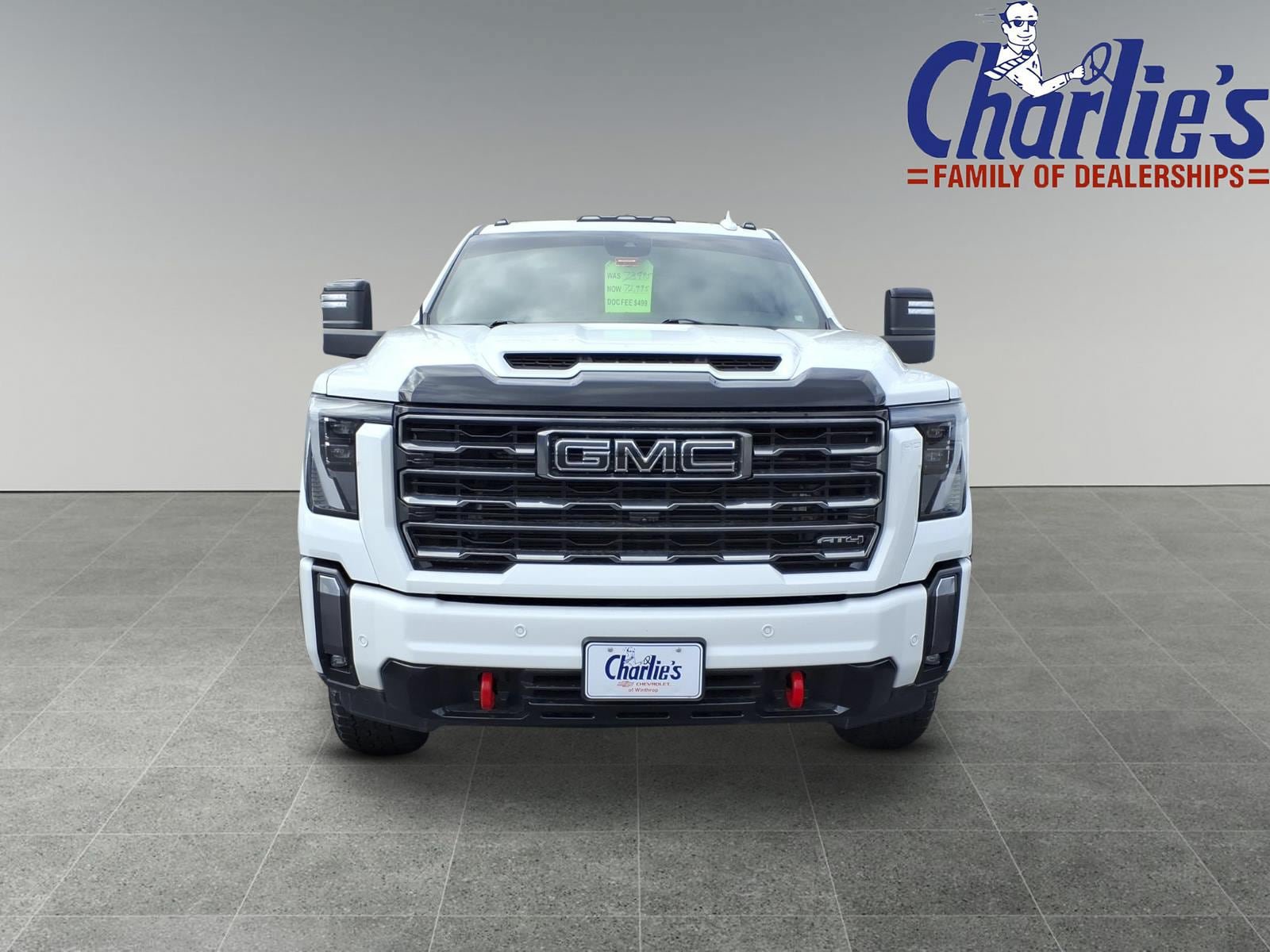 Used 2024 GMC Sierra 2500 AT4 w/ AT4 Preferred Package AWD/4WD image 2