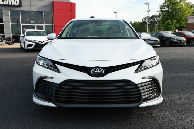 Used 2024 Toyota Camry LE FWD image 2