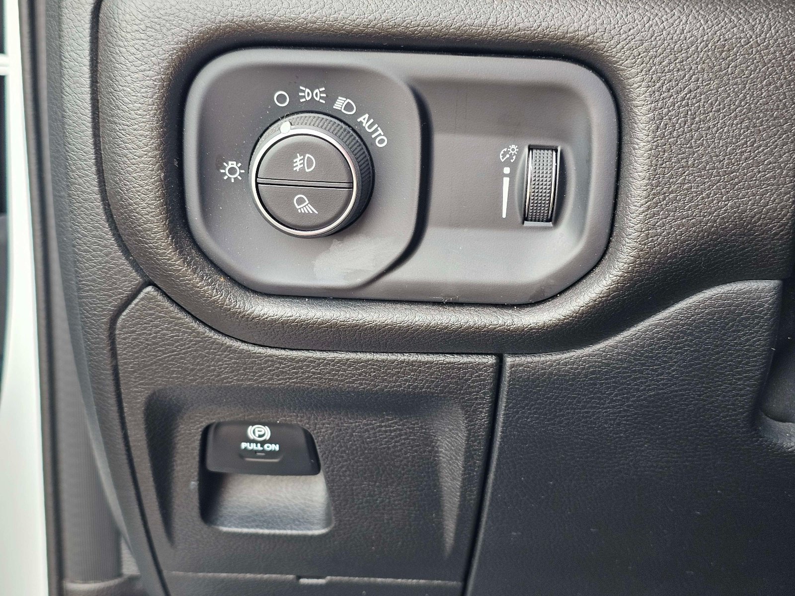 Used 2025 RAM 1500 Big Horn w/ Trailer Tow Group AWD/4WD image 19