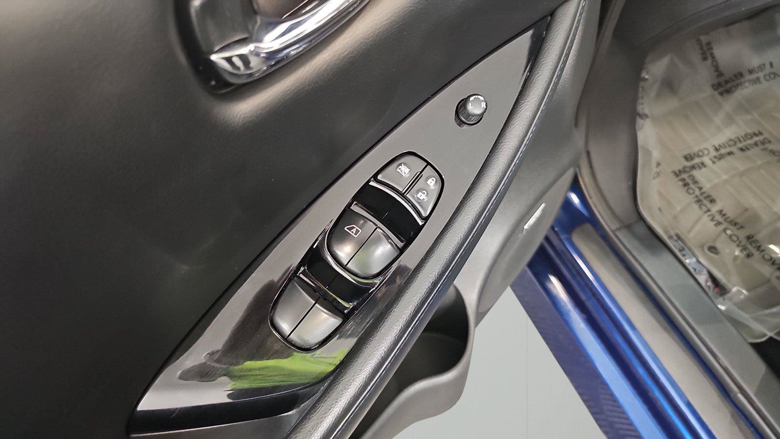 Used 2018 Nissan Leaf SL w/ SL Technology Package FWD image 24