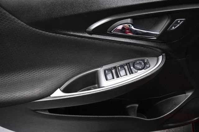 Used 2025 Chevrolet Malibu LT FWD image 13