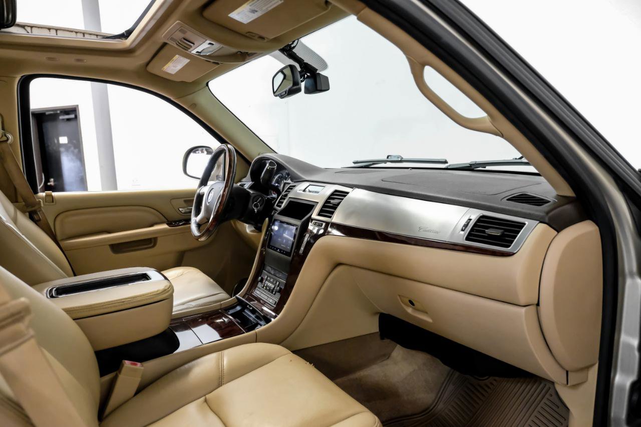 Used 2014 Cadillac Escalade Premium image 10