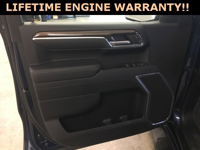 Used 2023 Chevrolet Silverado 1500 RST image 12