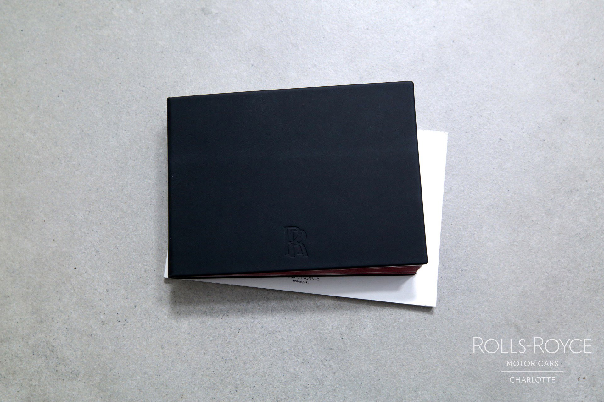 Used 2022 Rolls-Royce Cullinan Black Badge image 38