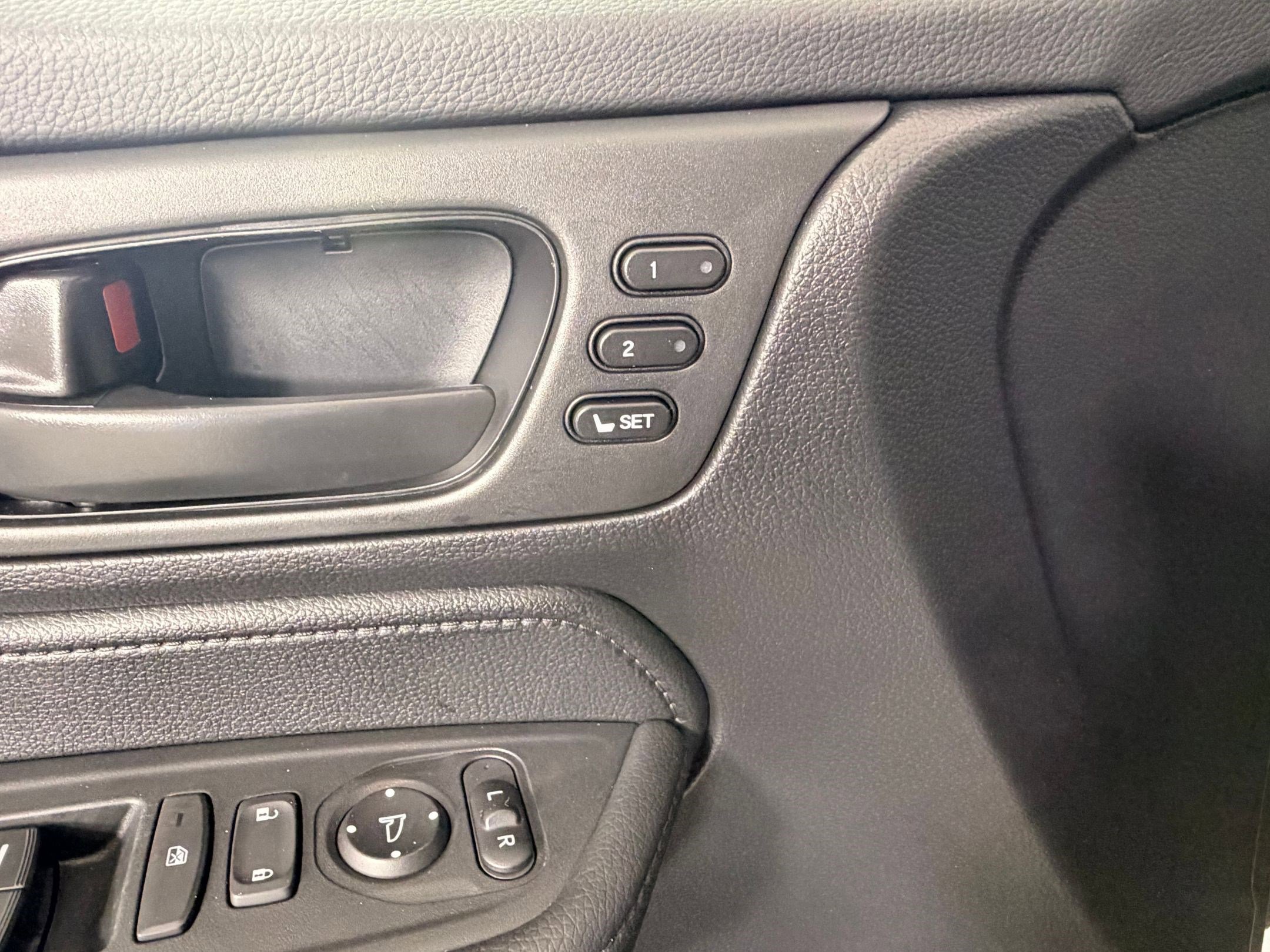 Certified 2025 Honda Odyssey Sport-L image 24