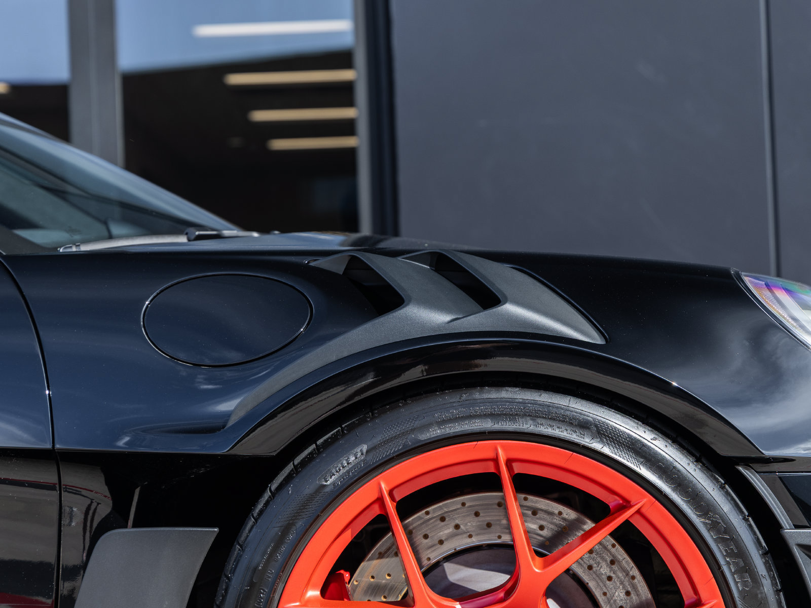 Certified 2023 Porsche 911 GT3 RS RWD image 35