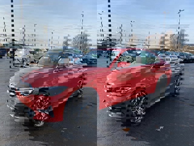 Used 2021 BMW 330i xDrive Sedan w/ Convenience Package image 7