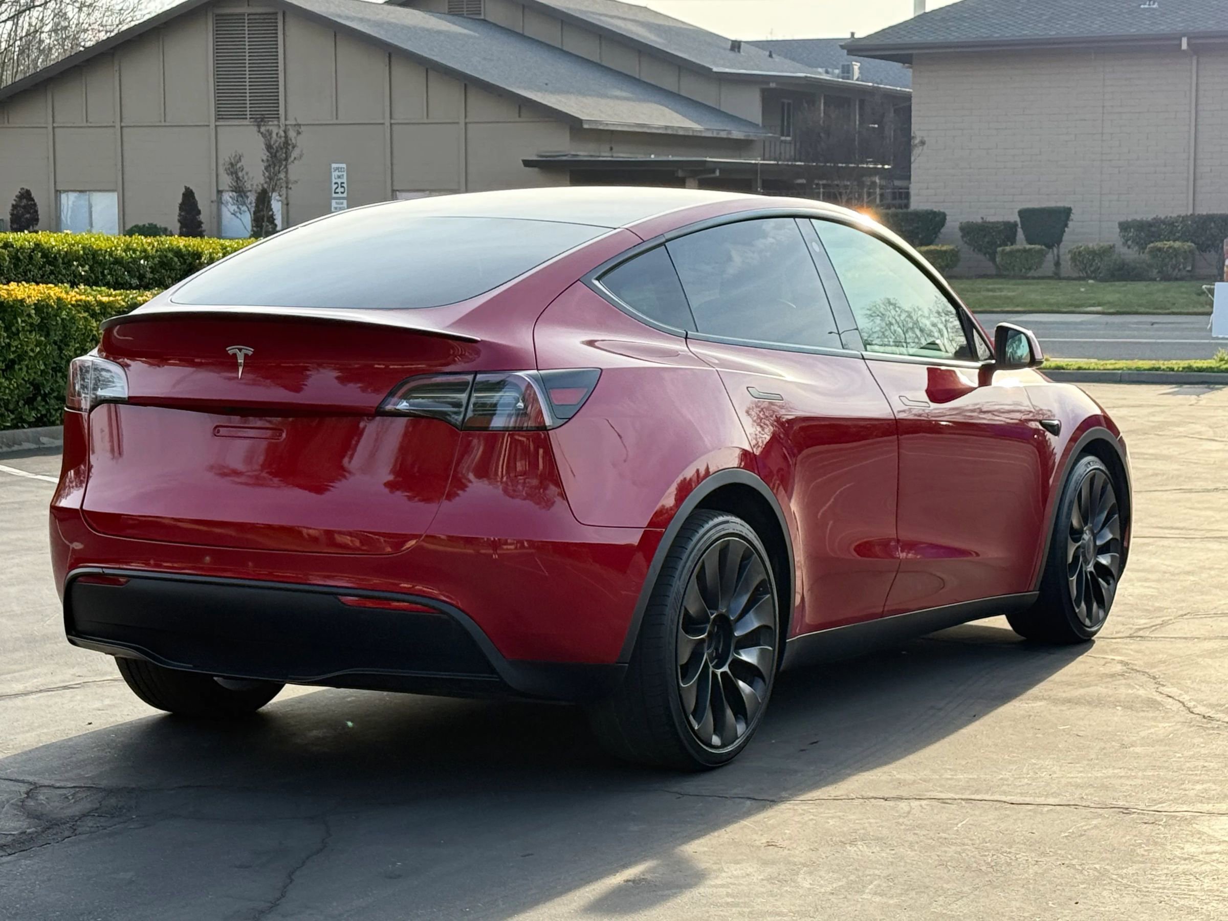 Used 2022 Tesla Model Y Performance image 5