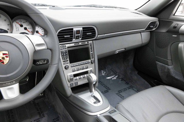Used 2006 Porsche 911 Carrera S image 32