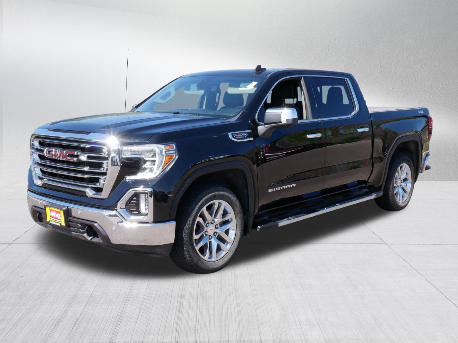 Used 2021 GMC Sierra 1500 SLT w/ SLT Premium Plus Package AWD/4WD image 3