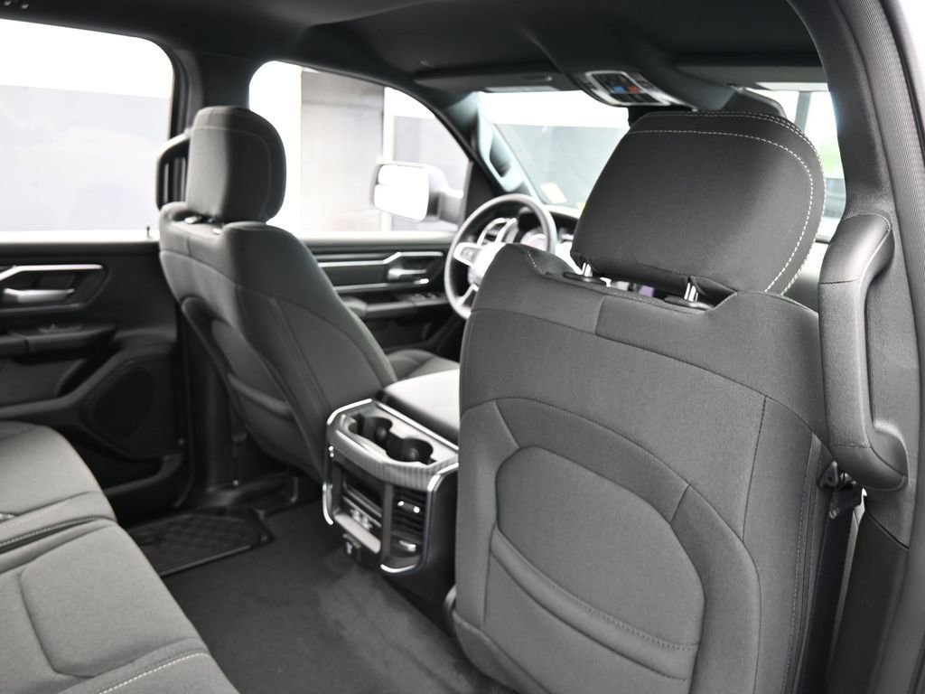 Used 2025 RAM 1500 Big Horn AWD/4WD image 38