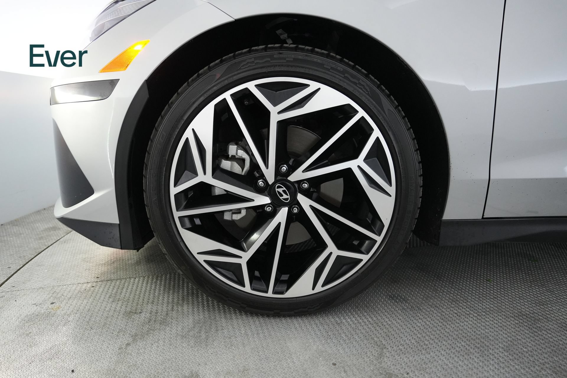 Used 2024 Hyundai Ioniq 6 SEL RWD image 18