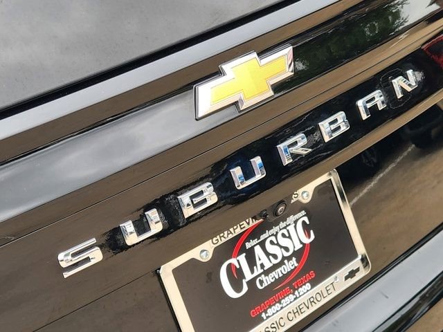 Used 2025 Chevrolet Suburban LS image 9