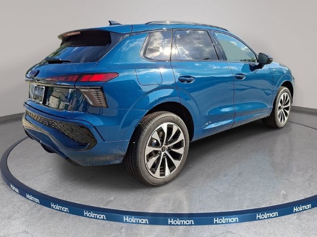 New 2026 Audi Q3 quattro 2.0T AWD/4WD image 3