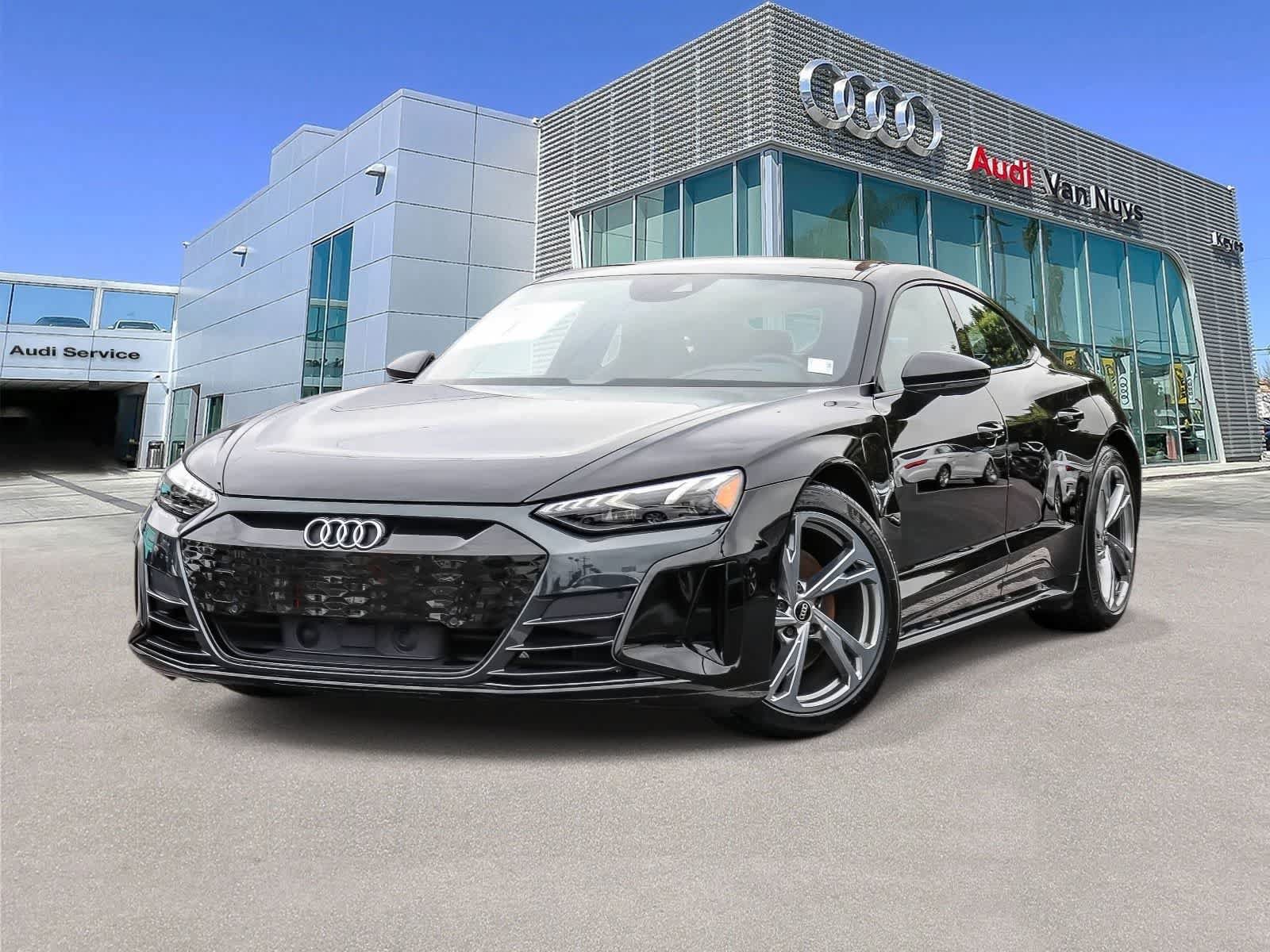 Used 2023 Audi e-tron GT Premium Plus AWD/4WD video 1