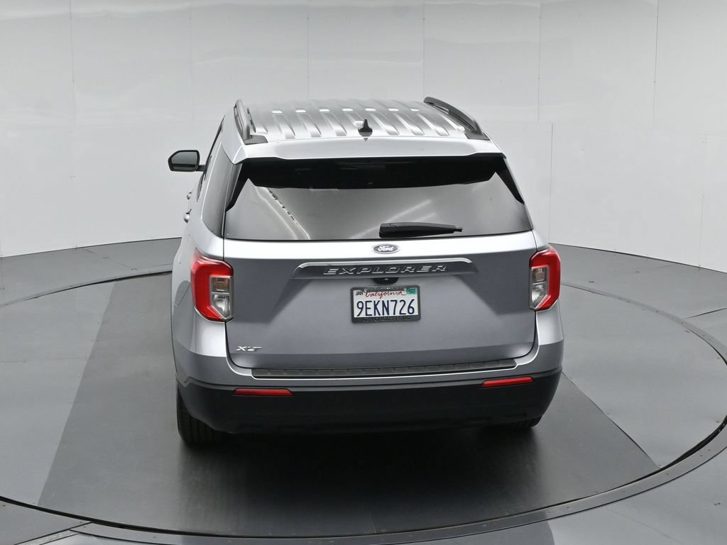 Certified 2022 Ford Explorer XLT RWD image 58