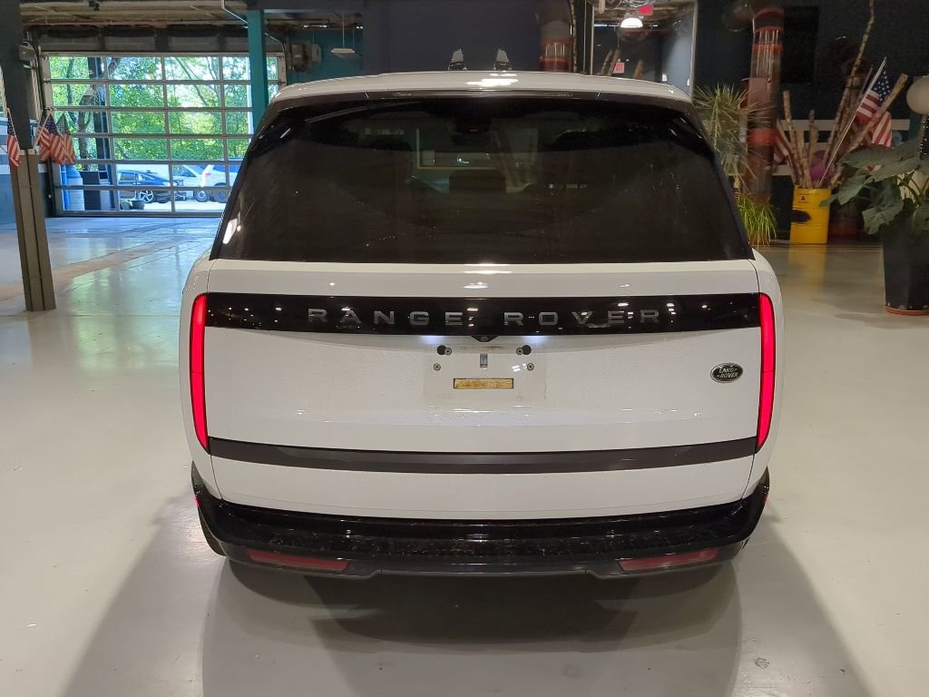 Used 2023 Land Rover Range Rover SE AWD/4WD image 9
