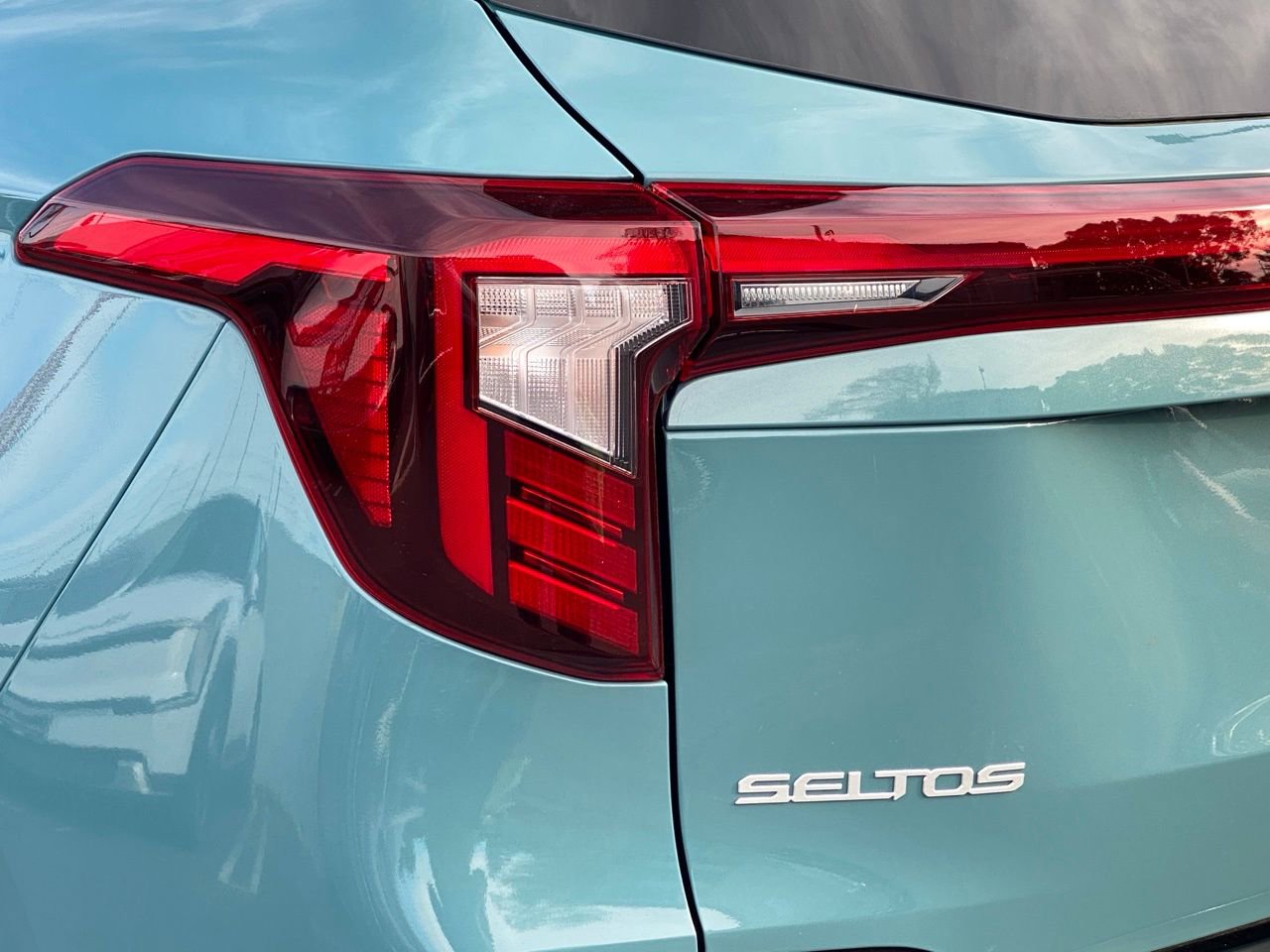 New 2026 Kia Seltos EX image 4