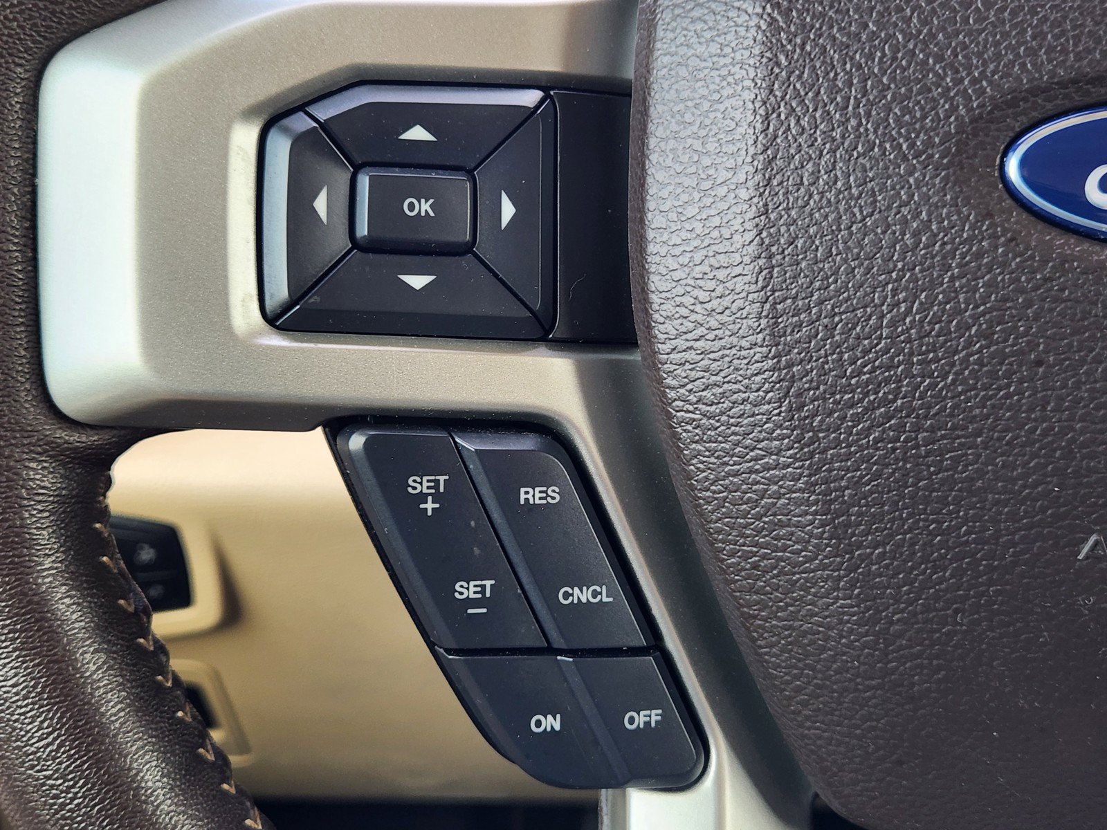 Used 2020 Ford F150 Lariat RWD image 21