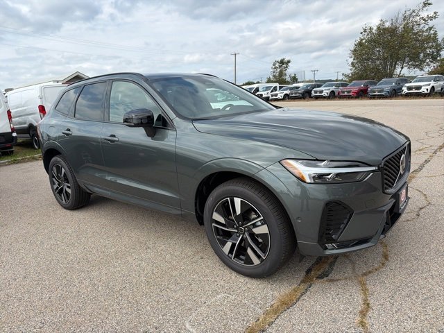 New 2026 Volvo XC60 B5 Plus w/ Protection Package Premier