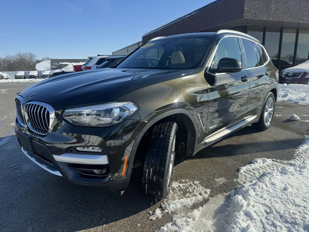 Used 2018 BMW X3 xDrive30i AWD/4WD image 3