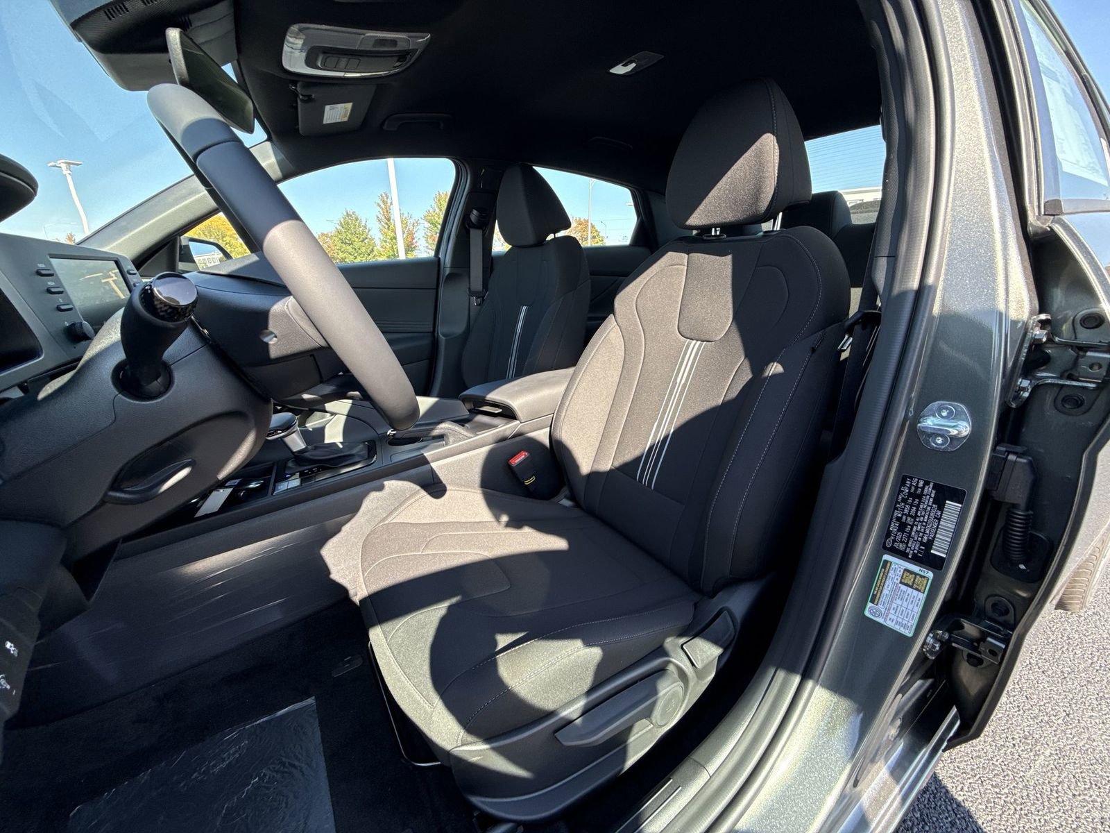 New 2025 Hyundai Elantra Sport image 13