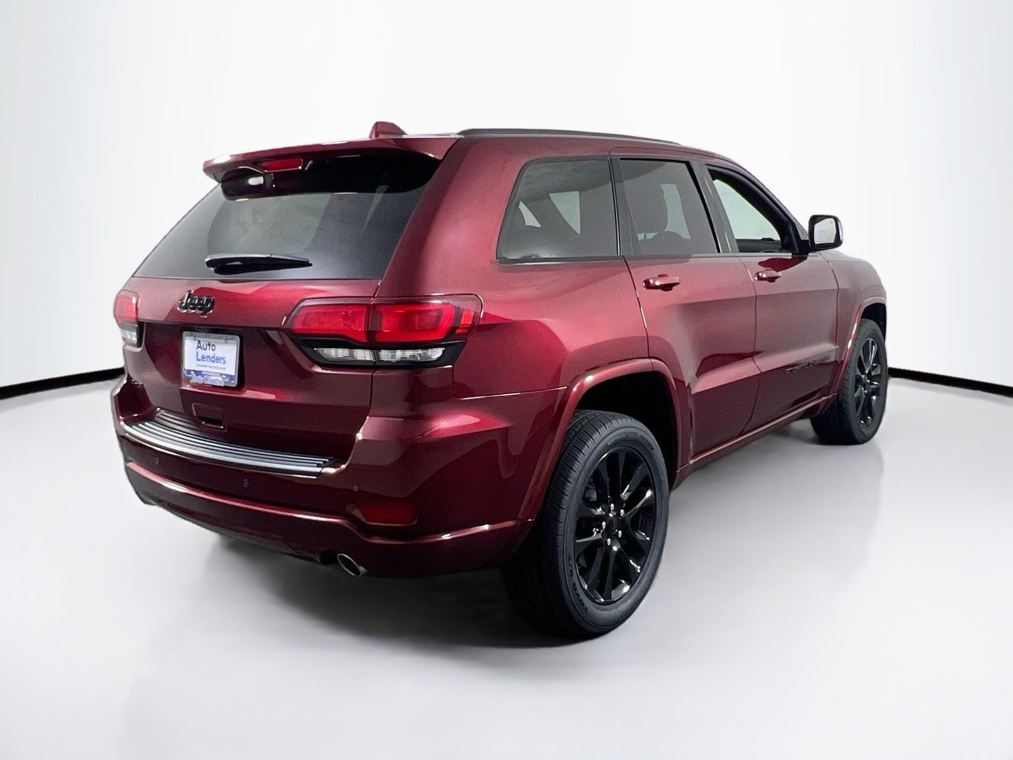 Used 2022 Jeep Grand Cherokee Laredo X image 5