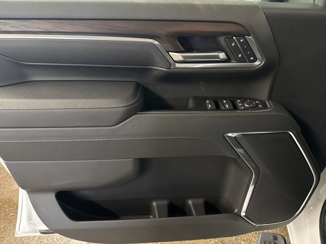 New 2026 GMC Sierra 2500 SLT image 10