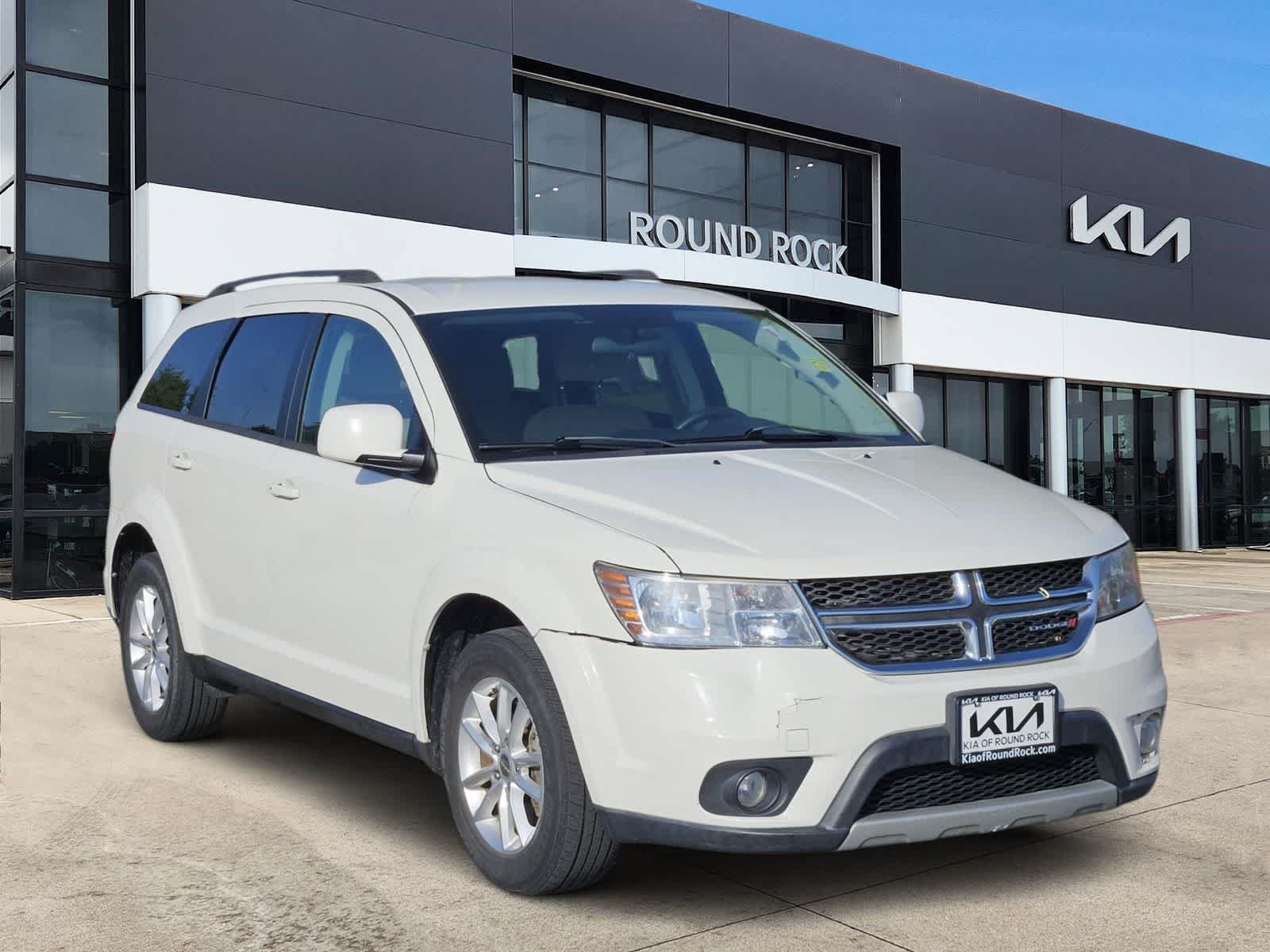 Used 2014 Dodge Journey SXT w/ Flexible Seating Group FWD image 3
