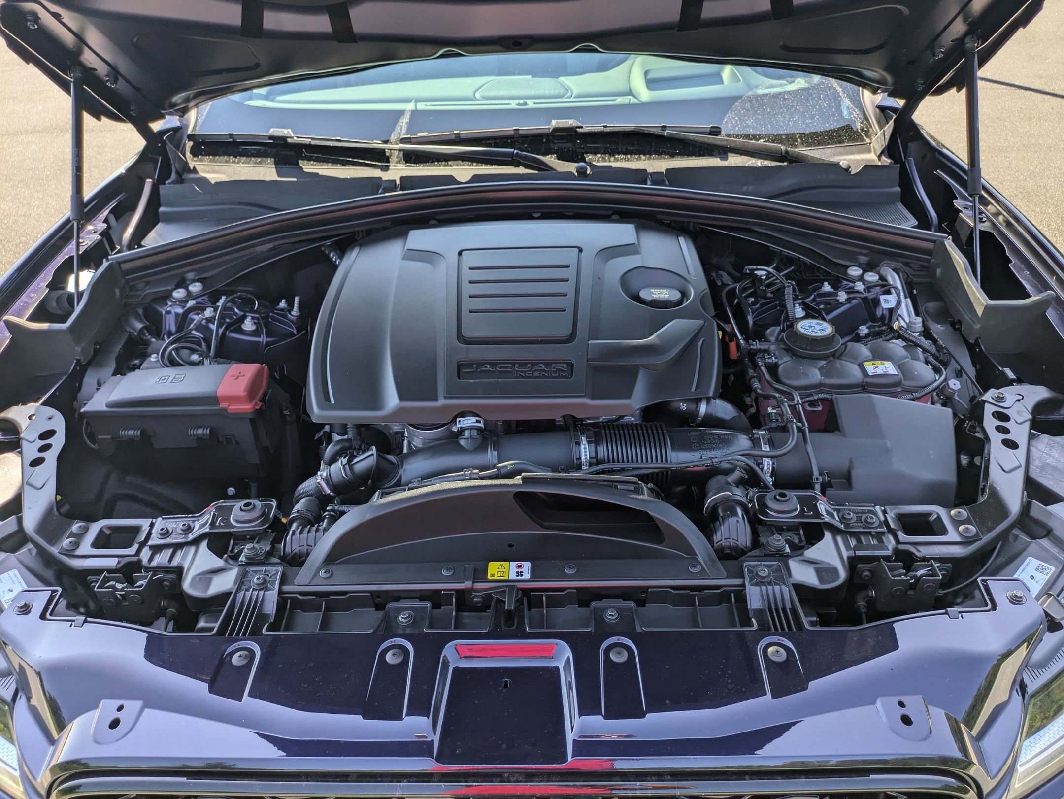New 2026 Jaguar F-PACE R-Dynamic S image 32