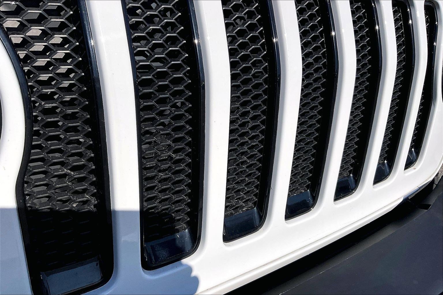 Certified 2023 Jeep Wrangler Unlimited Sahara image 25