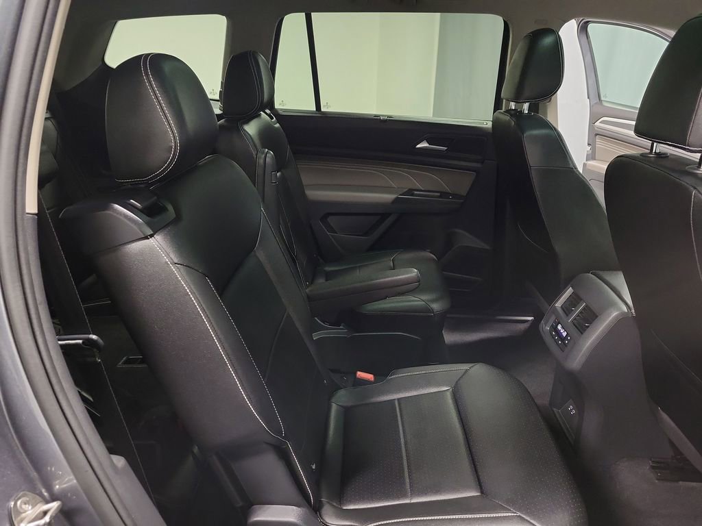 Used 2021 Volkswagen Atlas SEL R-Line AWD/4WD image 23