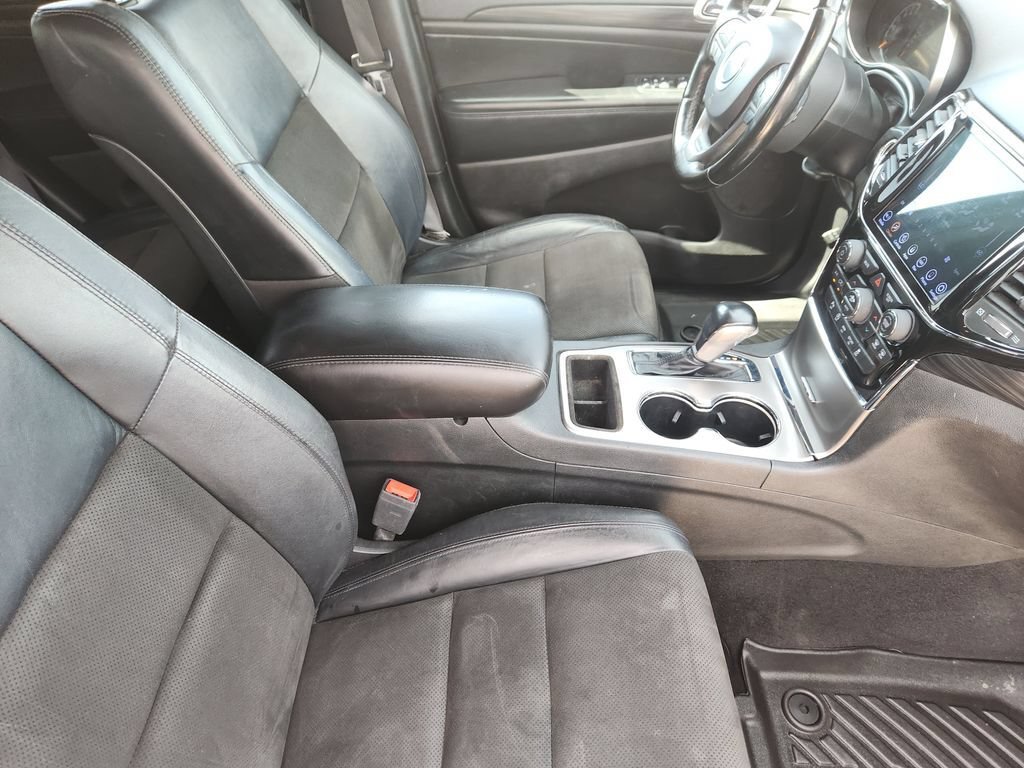 Used 2021 Jeep Grand Cherokee Laredo X AWD/4WD image 14