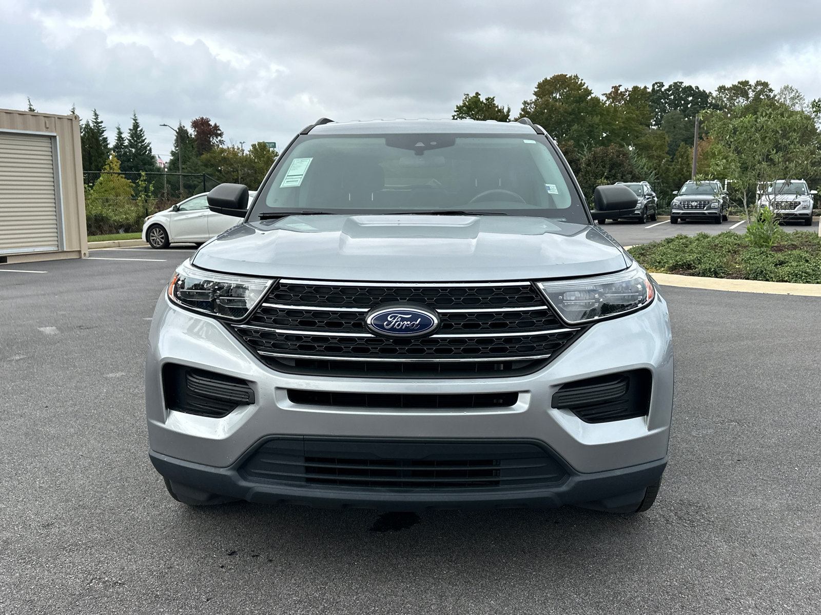 Used 2022 Ford Explorer XLT RWD image 2